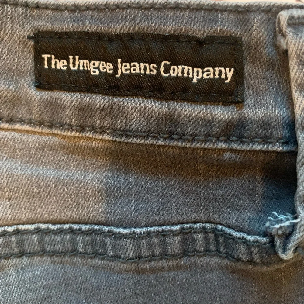 Umgee gray pants. Raw hem. Size 29. - Picture 10 of 10